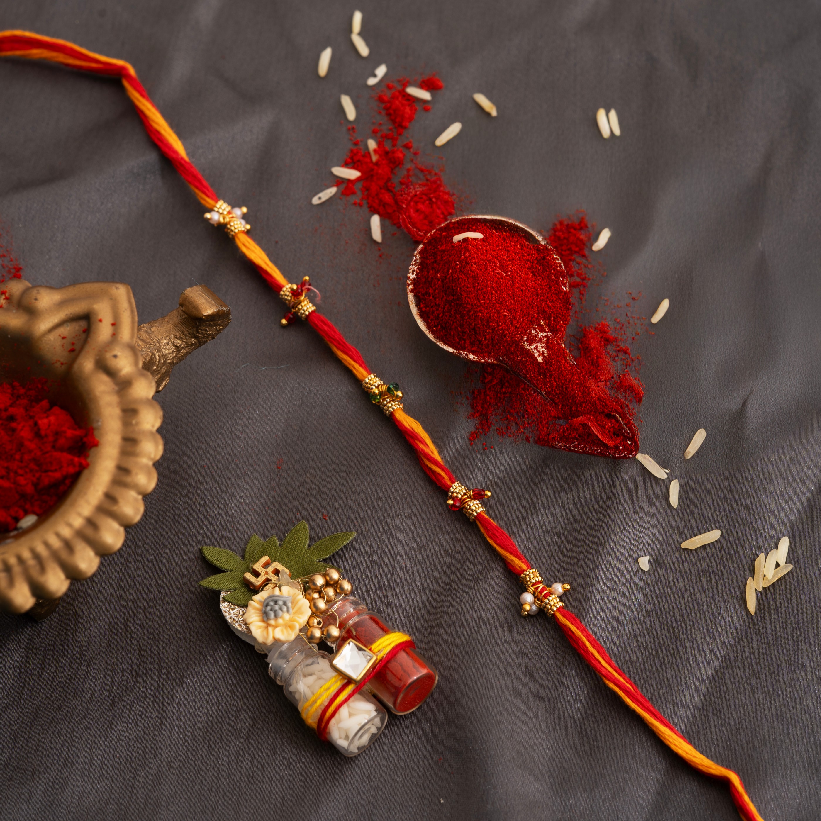  Product Images